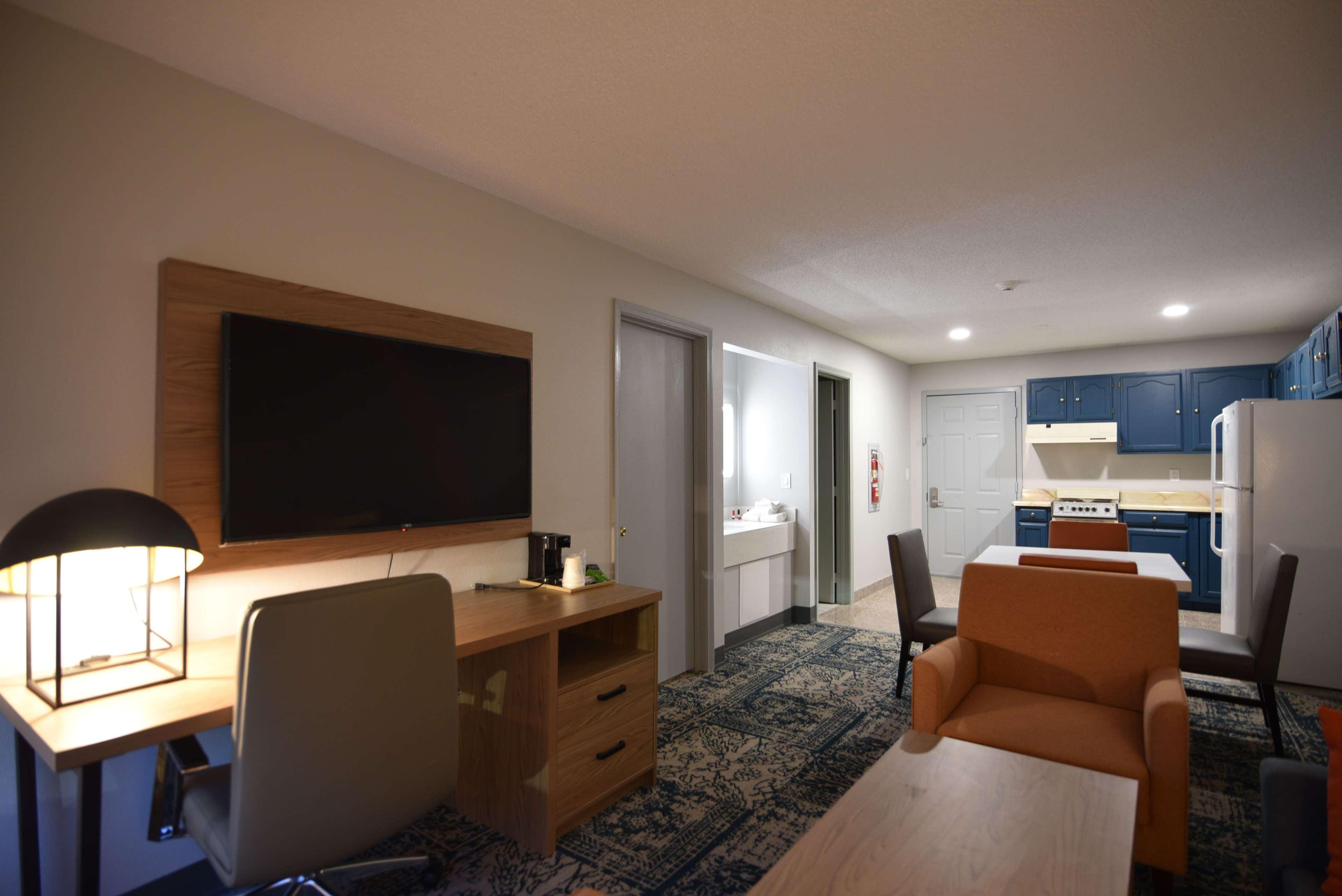Hotel Baymont By Wyndham Pine Grove I-81 Extérieur photo